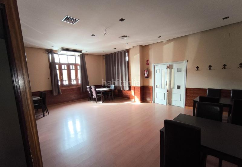 Foto ee495dd4-f677-47b0-8829-cb5bbfb2a20a. Edificio  en venta . 1450 mt en Almendralejo