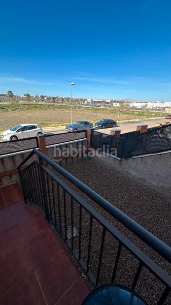 Foto 5188283c-ea26-42b5-819d-f7dfc3621d58. Casa adossada amb aparcament a Oeste Mérida