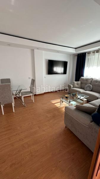 Foto 75d283e0-bf10-411e-8370-899ad49d7452. Casa adossada amb aparcament a Oeste Mérida