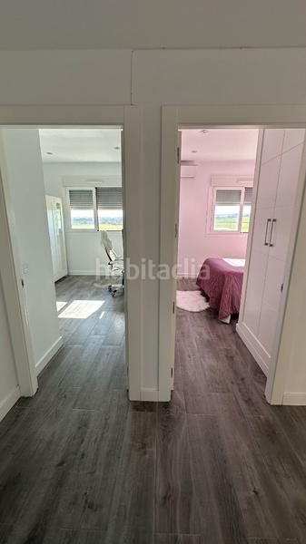 Foto 83ef1bd5-776d-44f0-b7ad-267a3d929362. Casa adossada amb aparcament a Oeste Mérida