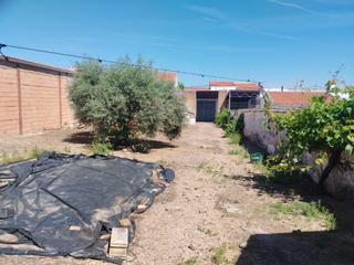 Casa a Albuera (La). Casa con corral, patio, garaje. reformada