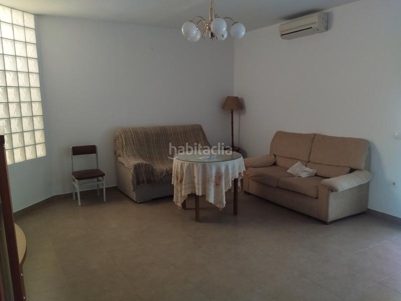 Foto 87978c60-18c5-44f2-b6d4-474860916ac4. Haus mit parking in Albuera (La)