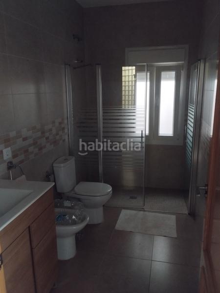 Foto c14ae86d-2475-4010-b7a1-be271b7e57df. Haus mit parking in Albuera (La)