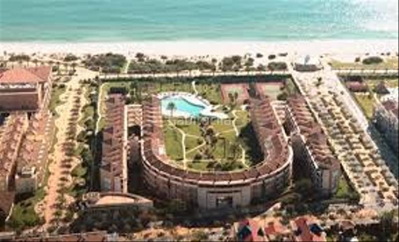 Foto f60e6eed-22f0-4800-a3ac-141f7e34cc2e. Piccolo appartamento con parcheggio piscina in Islantilla costa Islantilla