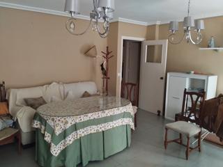 Appartement  Barriada antonio zoido. Para inversores. bda.antonio zoido. 3 dorm, balcón.