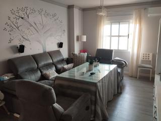 Piso  Calle cuba. Zona mercadona. 3 dorm, garaje, trastero. amueblado