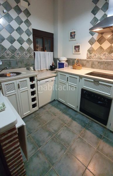Foto a1bb5c70-d599-4ff0-b16a-310c16960159. Casa amb xemeneia a Almendralejo