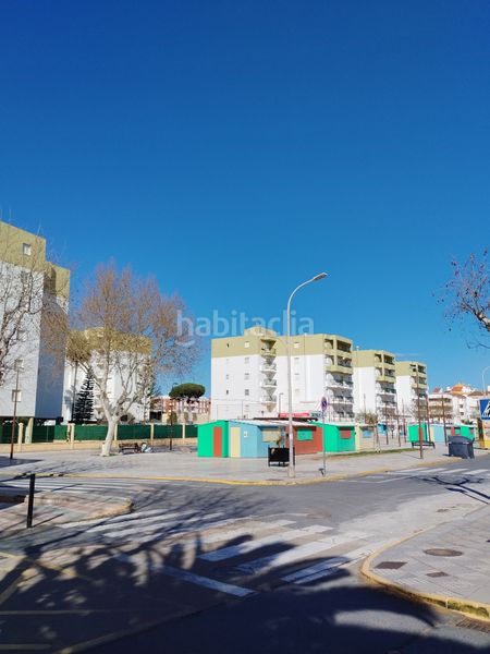 Foto 7512dd54-7e0c-48f4-b257-2c7e072c480f. Edifici a La Antilla