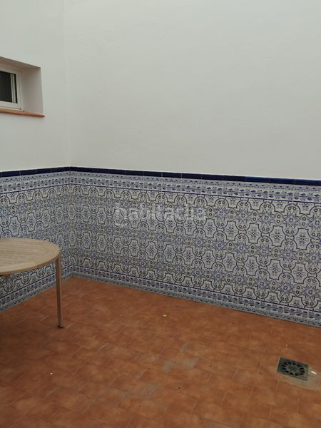 Foto 7f34fb4e-812b-45a1-a2b3-2e350c7930e9. Edifici a La Antilla