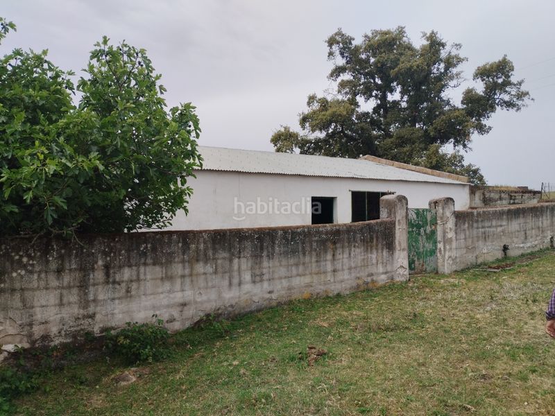 Foto bfe750b3-d50e-46f8-a4d3-961aa0cc5a23. Finca rústica a Jerez de los Caballeros