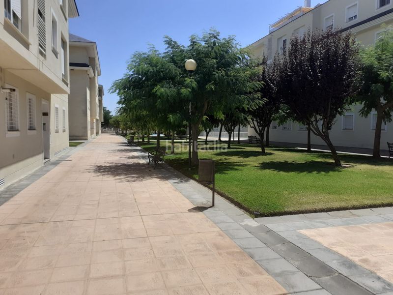 Foto 0bde4e2a-ed6c-4ccd-850a-4f1f9963de7a. Pis amb calefacció aparcament a Avenida Elvas Badajoz