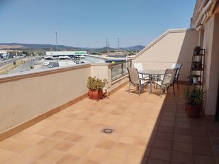 Appartement  Calle canarias. Atico zona juzgados. terraza, garaje, calefacc, aire...