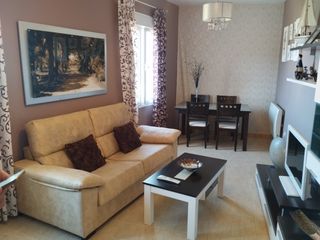 Affitto Appartamento in Jerez de los Caballeros. Zona bellavista. 2 dorm, pequeño patio. amueblado