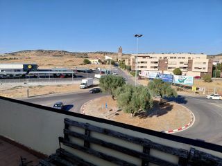 Dúplex a Zafra. Calle san francisco. 2 dorm, 2 baños, terraza, ascensor
