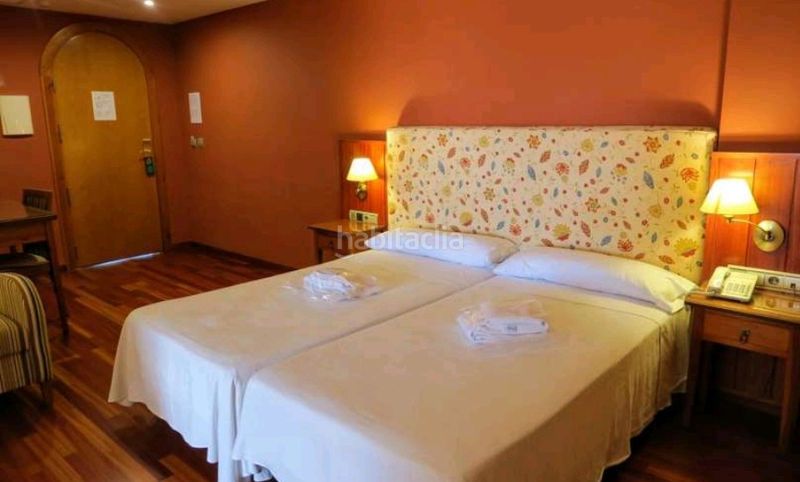 Foto e35f1be5-6a6f-4bac-9acf-8792e599e3ec. Edifici a Zafra