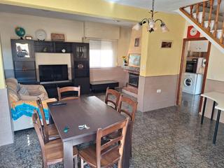 Casa a Playa Sol. Encantador dúplex con vistas al mar desde su terraza