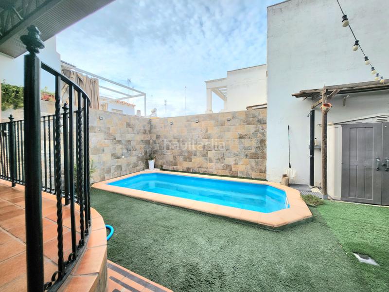 Foto 043c620b-95cb-4ddd-be16-4a7f21406d13. Casa adossada a carretera alcalá-dos hermanas 1 a Alcalá de Guadaira