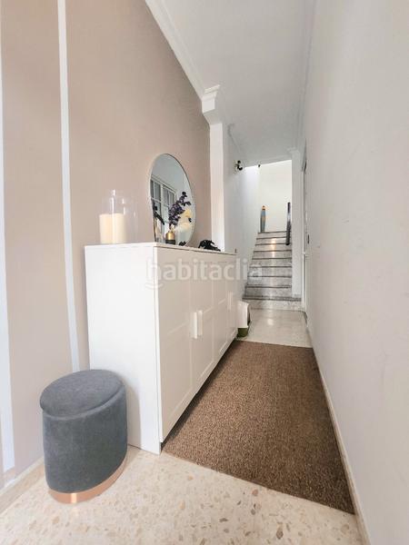 Foto 227f373e-d6bb-4064-86a0-fe9669a41ed6. Casa adossada a carretera alcalá-dos hermanas 1 a Alcalá de Guadaira