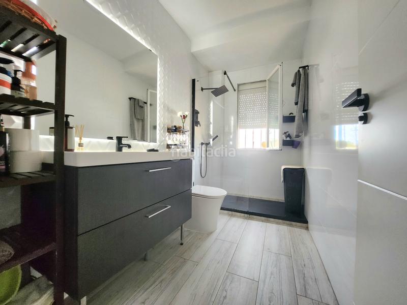 Foto 7259fea3-076d-4f5a-bb6c-b5d8a85f99a9. Casa adossada a carretera alcalá-dos hermanas 1 a Alcalá de Guadaira