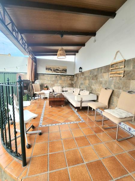 Foto 89e17b5c-276d-4e39-af0e-070b6e978b18. Casa adossada a carretera alcalá-dos hermanas 1 a Alcalá de Guadaira