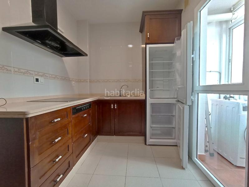 Foto ea9ffc7a-88f8-496a-96cd-82654d1599d9. Location appartement avec parking dans Centro Alcalá de Guadaira