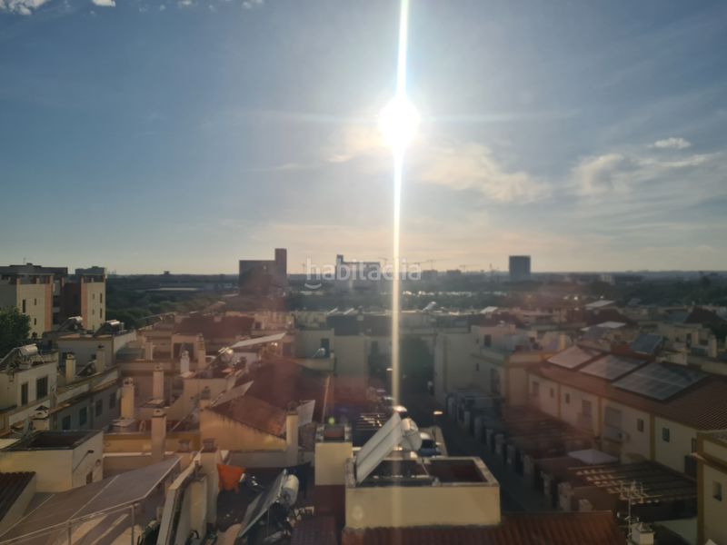 Foto 5fee5ad9-c8a1-4951-81d0-44b4dc91127f. Àtic amb calefacció aparcament piscina a Bellavista Sevilla
