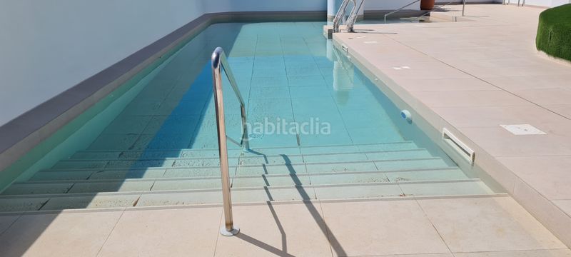 Foto c581b6b9-b664-48b6-8226-7072817555f4. Àtic amb calefacció aparcament piscina a Bellavista Sevilla