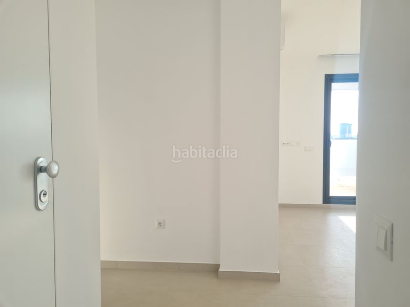 Foto e9a299df-27ba-4913-9104-d3ceb6dc9ff7. Àtic amb calefacció aparcament piscina a Bellavista Sevilla
