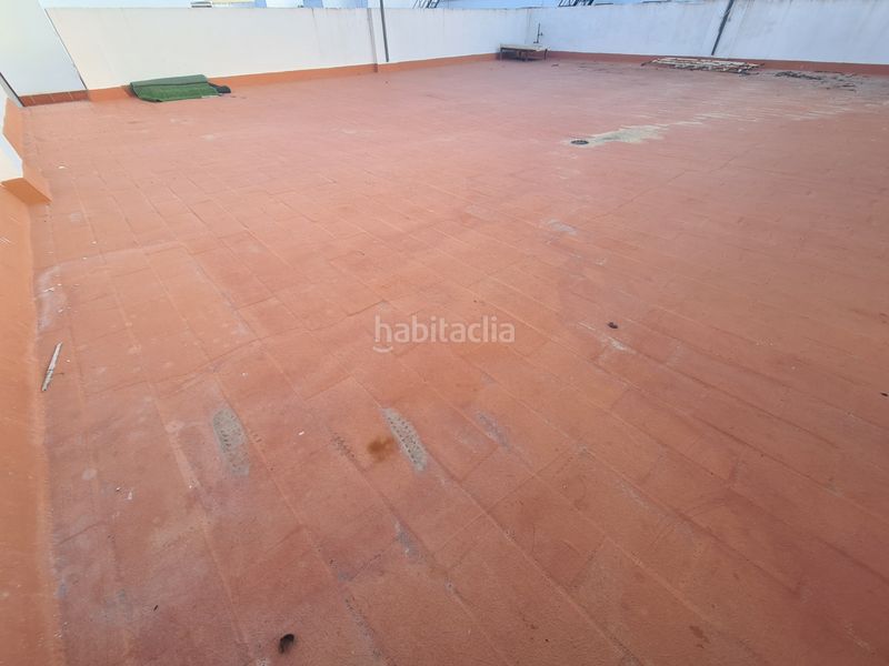 Foto 909a9563-38b4-4f8b-9fa1-b390d7a59920. Casa adossada a Bellavista Sevilla