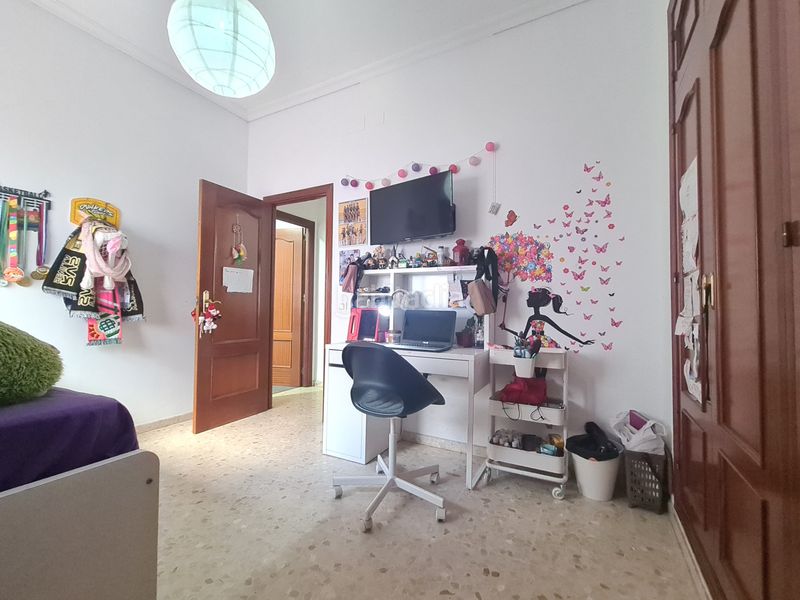 Foto 9d5af8fc-47fd-4171-952e-fb7dc73c84a4. Casa adossada a Bellavista Sevilla