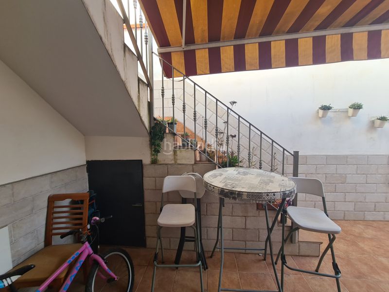 Foto b941d5b8-56b0-440f-9516-933c82c947eb. Casa adossada a Bellavista Sevilla