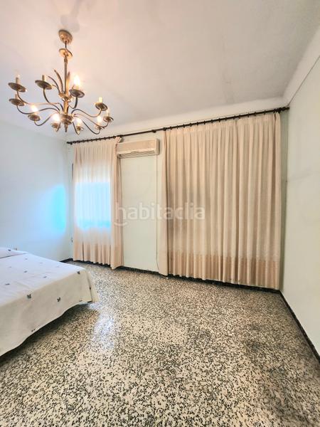 Foto 507db0e7-b286-45e3-9abb-f59e830bee0b. Casa amb xemeneia a Centro Alcalá de Guadaira