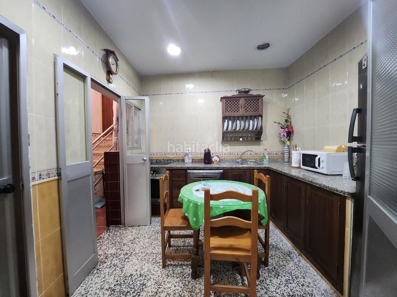 Foto d78875ca-386e-473b-8c83-853b23167c9e. Casa amb xemeneia a Centro Alcalá de Guadaira