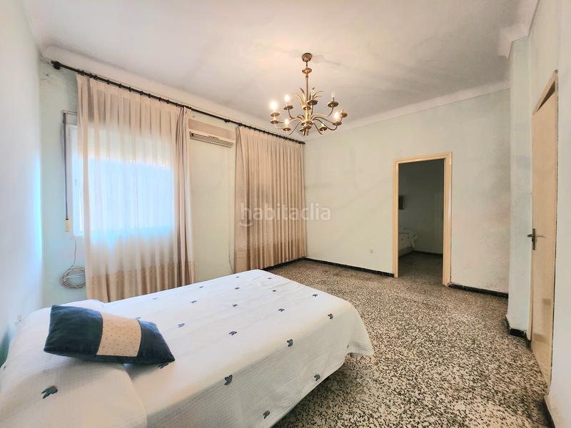 Foto ea8a1354-b980-473b-ac9a-26d2908cd973. Casa amb xemeneia a Centro Alcalá de Guadaira