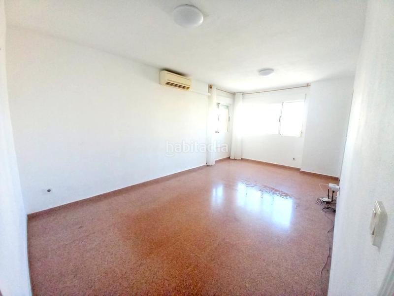 Foto 5ec1e03e-1bdd-4d84-8fcc-b4f736ad76ad. Appartement avec piscine dans Playa Poniente Benidorm