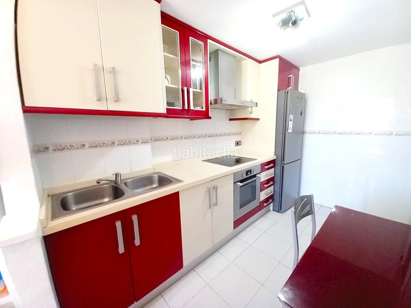 Foto c2139982-361d-4c2e-9254-db519e139ba6. Appartement avec piscine dans Playa Poniente Benidorm