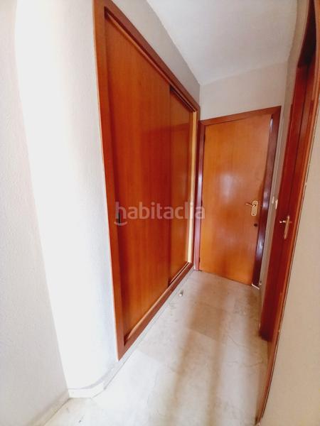 Foto 1dd37837-eaeb-4159-8ea6-e00a7281e5ee. Pis a calle del esperanto 27 a Levante Alto Benidorm