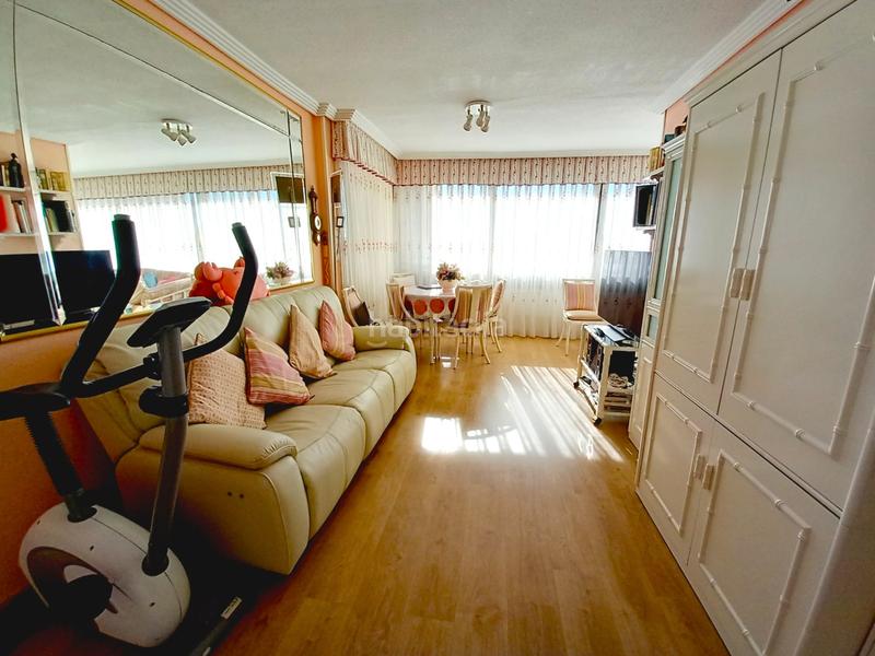 Foto c4113a47-4d55-40aa-a387-c941cab34b59. Flat with heating parking pool in Levante Alto Benidorm