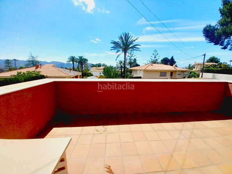 Foto c3d9ceb1-cce0-40c8-9832-c9ecbd84434e. Xalet amb aparcament piscina a Urbanizaciones Benidorm