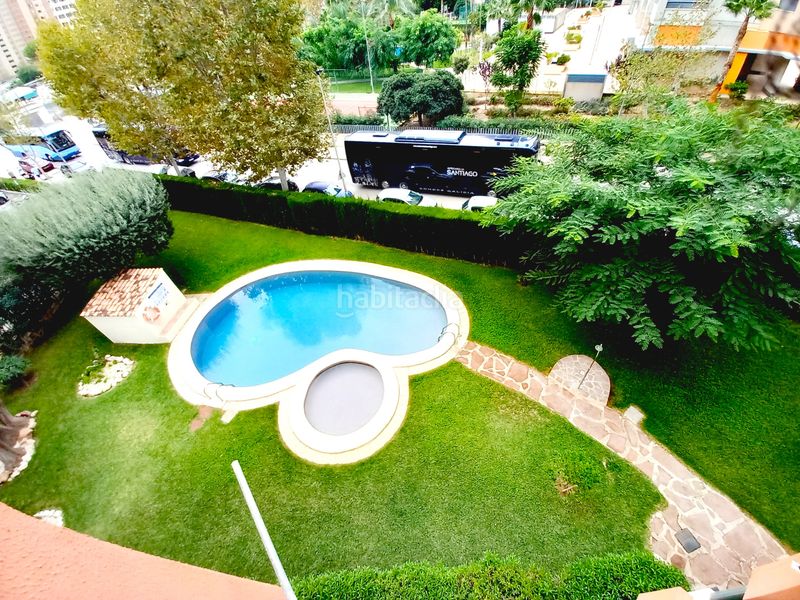 Foto f349ef94-8a00-4aba-a1fd-3d64b3b27349. Pis amb piscina a Levante Alto Benidorm