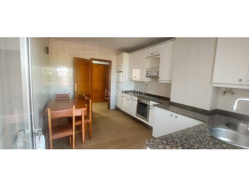 Foto 16a65038-9ca4-48cd-b6a9-62a687dba5e2. Appartement dans avenida recinto ferial 8 dans Silleda