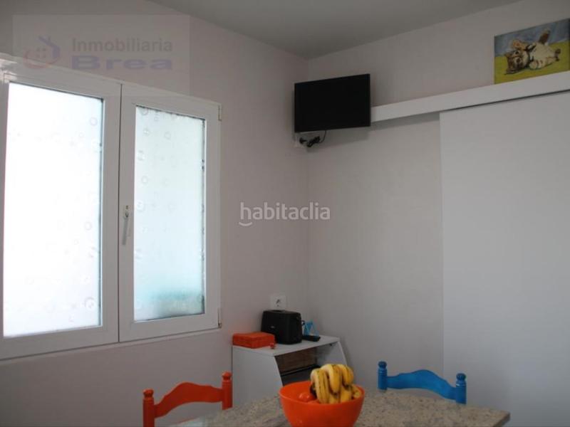Foto e8def9c4-1533-464c-8f66-e37d39dd8f9a. Piso acogedor piso en a lanzada en Noalla Sanxenxo