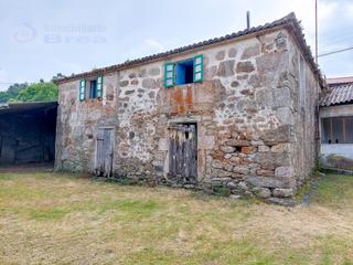 Casa a Poblado reguenga-cervaña 13. Casa de piedra para restaurar en cervaña
