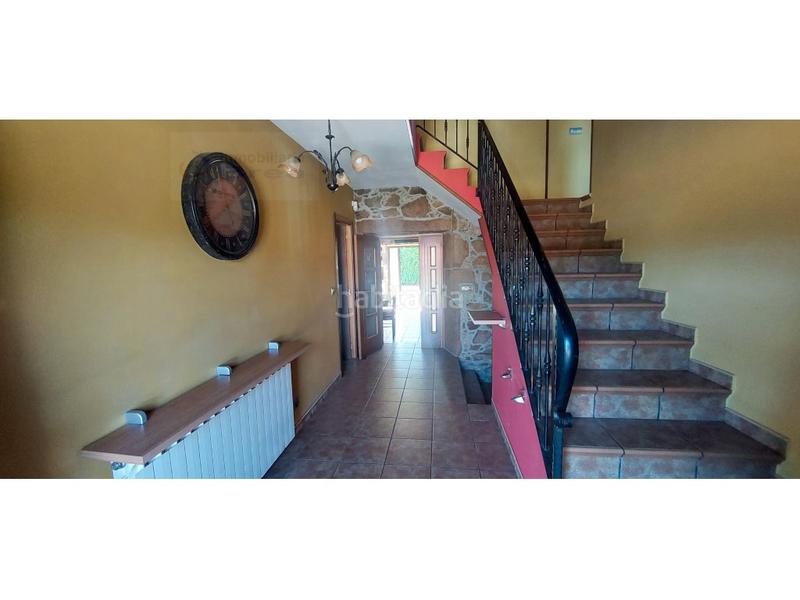 Foto d6b89488-1546-434d-9d58-657e6c75d0e0. Casa en sachocos 9 excelente casa de piedra al lado en Silleda