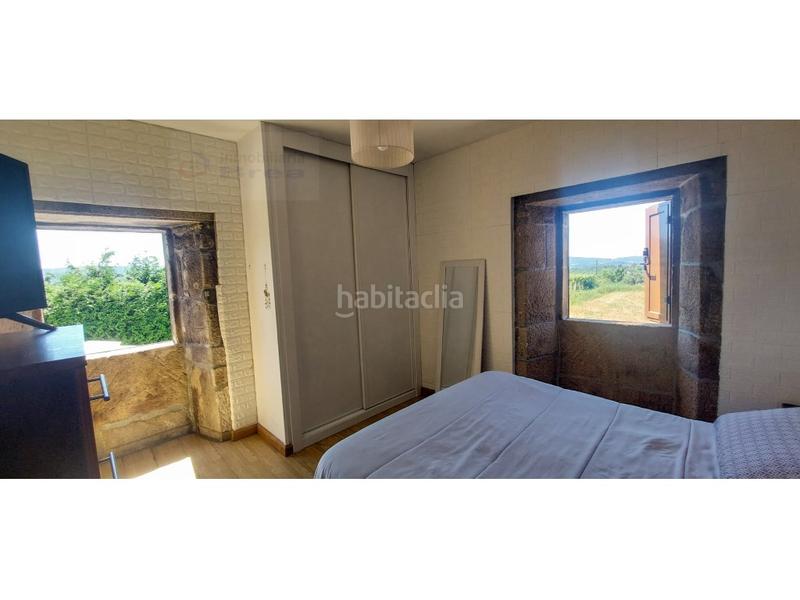 Foto d9d86523-20b7-4319-8a20-433c34d994d5. Casa en sachocos 9 excelente casa de piedra al lado en Silleda