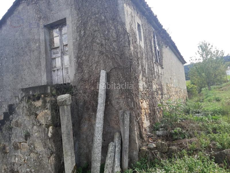 Foto c959ed62-105d-43d4-8dd6-036e8cd05899. Casa en cp-2017 casa de piedra para restaurar en cira en Silleda