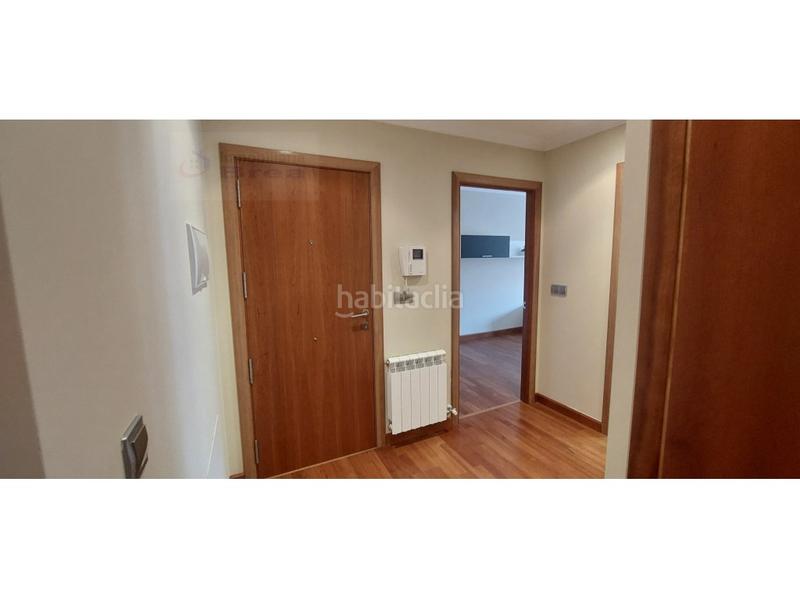 Foto 5ed3d165-f4b0-43b6-8ddd-01e1357298c5. Piso  2 habitaciones venta en Silleda