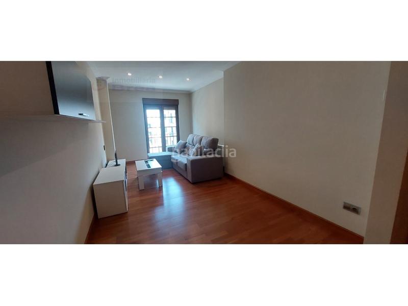Foto ef4152f3-13a6-49ae-8197-ff06614e8243. Piso  2 habitaciones venta en Silleda