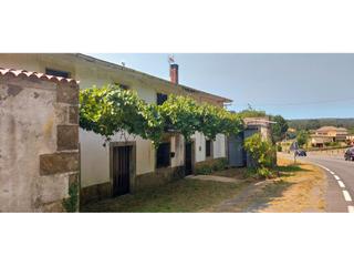 Casa  N/a. Casa de piedra.