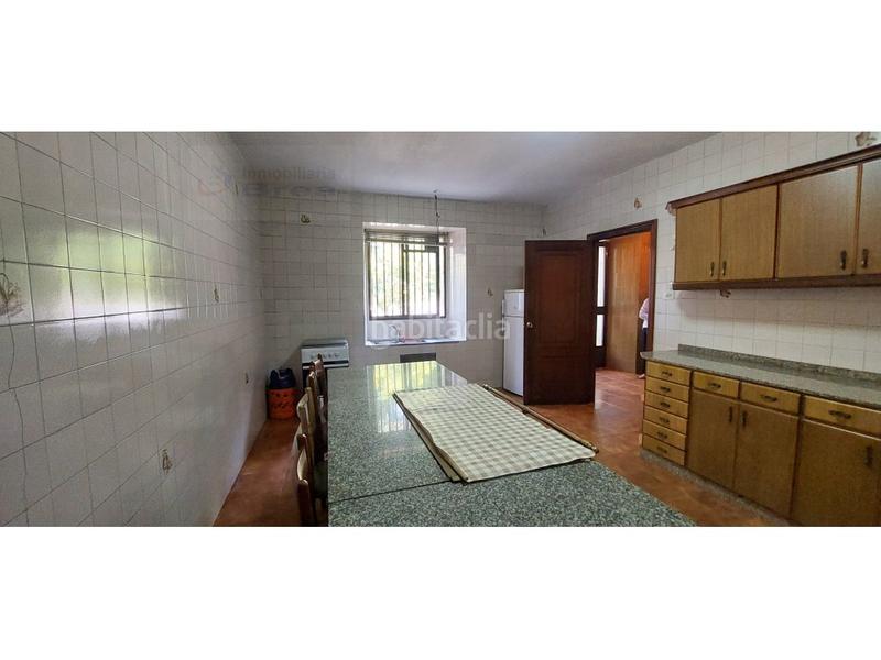 Foto f0778b39-ec84-4f7c-a87e-7051ff7dc6d2. Casa con parcheggio in Forcarei